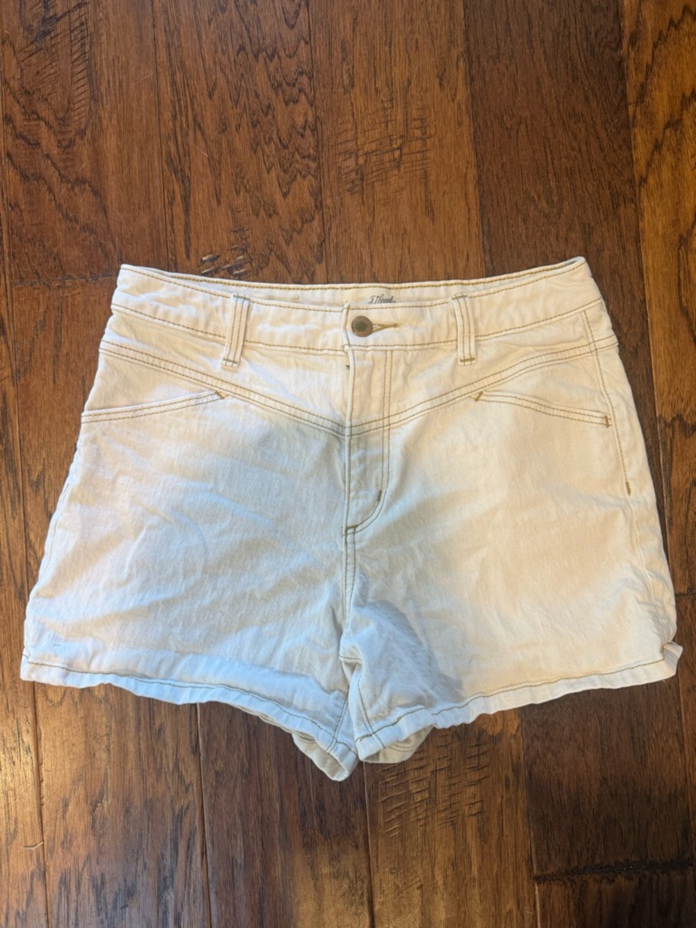 Universal Thread Cream High-Rise Denim Shorts